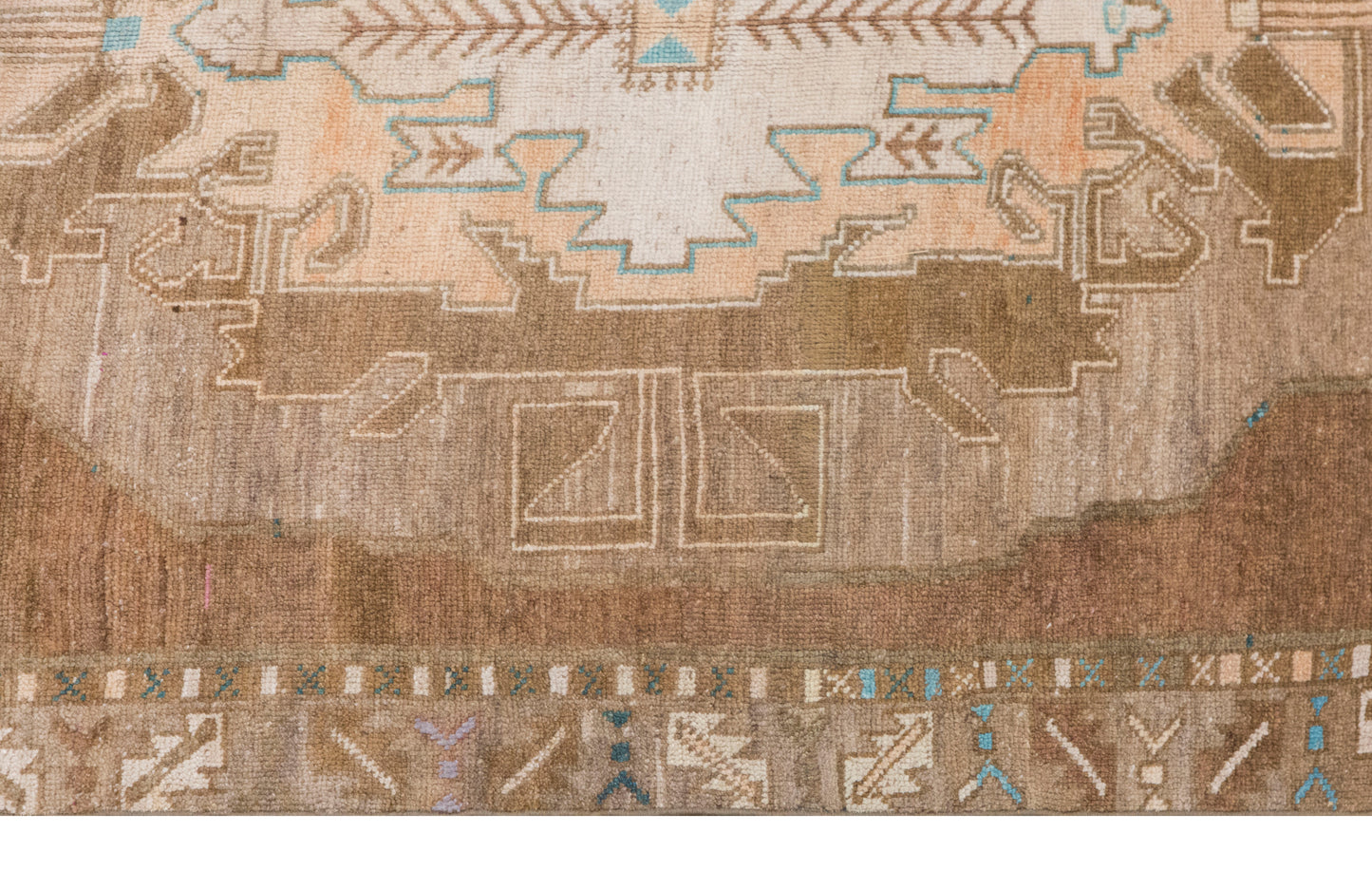 Vintage Rug, 170 x 345 cm (5.6 x 11.3 ft)