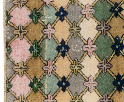 Vintage Rug, 2'10 x 5'11 feet / 87 x 182 cm