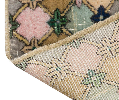 Vintage Rug, 2'10 x 5'11 feet / 87 x 182 cm