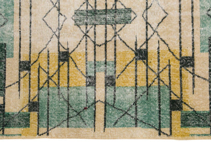 Vintage Rug, 3'9 x 7'1 feet, 114 x 217 cm rug