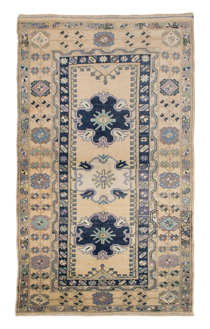 Vintage Rug, 4'3 x 8'4 feet / 132 x 253 cm