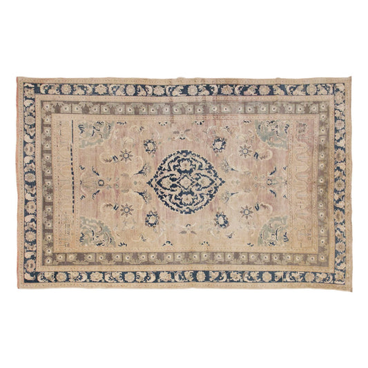 Vintage Rug, 5'8 x 9'2 feet / 175 x 276 cm