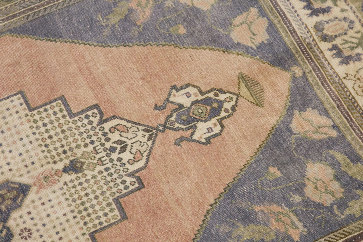 Vintage Rug, 5'9 x 10'7 feet / 175 x 322 cm