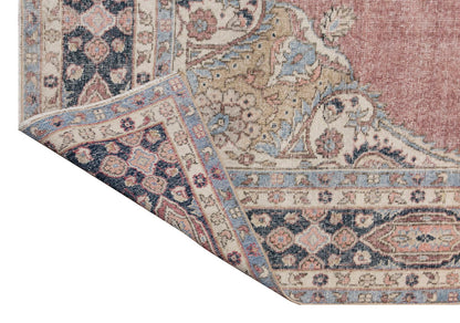 Vintage Rug, 6'8 x 10'2 feet / 208 x 313 cm