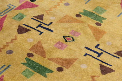 Vintage Rug, 7'2 x 10'1 feet / 220 x 310 cm