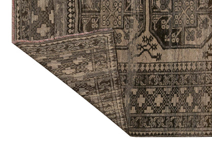 Vintage Rug, 8'3 x 10'2 feet / 252 x 310 cm