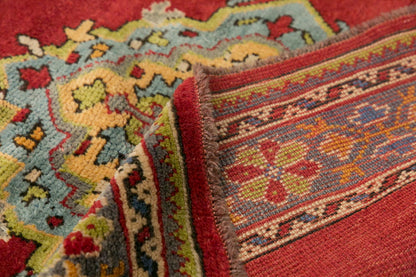 Vintage Rug, 8.6x 13.5 feet / 263 x 410 cm