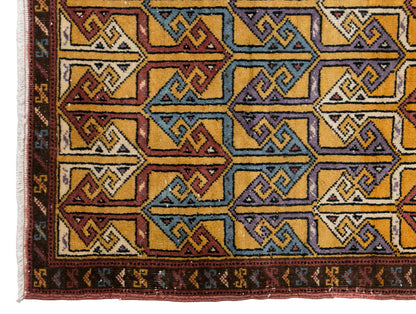 Vintage Rug, Area Rug 3'6 x 5'4 feet / 107 x 162 cm