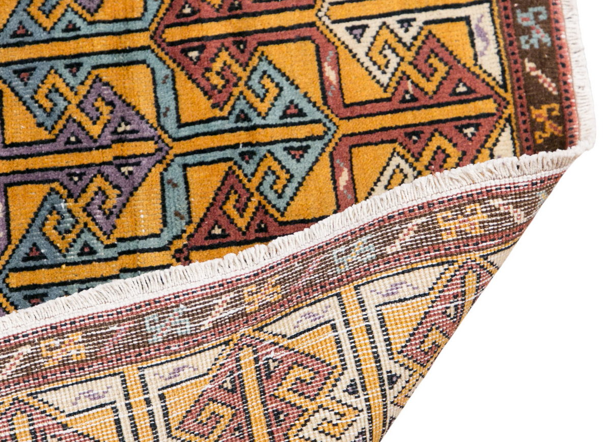Vintage Rug, Area Rug 3'6 x 5'4 feet / 107 x 162 cm
