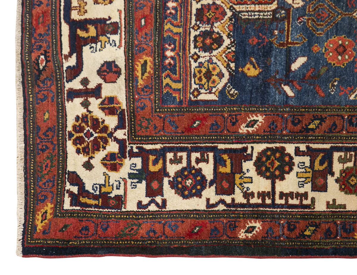 Vintage Rug, Area Rug,  5'6 x 7'7 feet / 168 x 232 cm