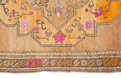 Vintage Rug, Area Rug, 4'4 x 8' feet / 136 x 245 cm