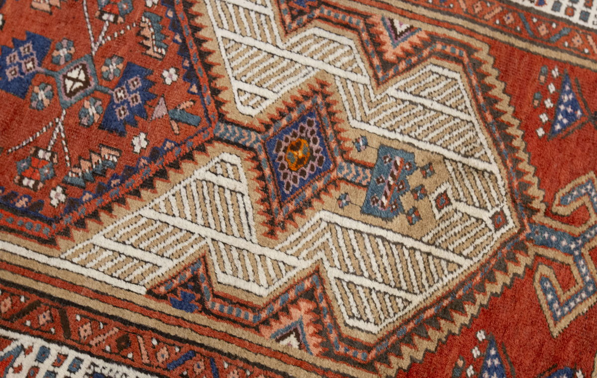 Vintage Rug, Area Rug 3'1 x 5'5 feet / 95 x 165 cm