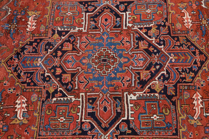 Vintage Rug 282 x 365 cm (9.3 x 12.0 ft)