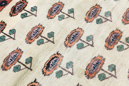 Vintage Rug 3'10" x 5'1" feet 117 x 156 cm