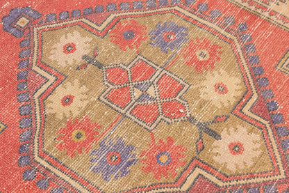 Vintage Rug 3'10" x 6'2" feet 116 x 188 cm