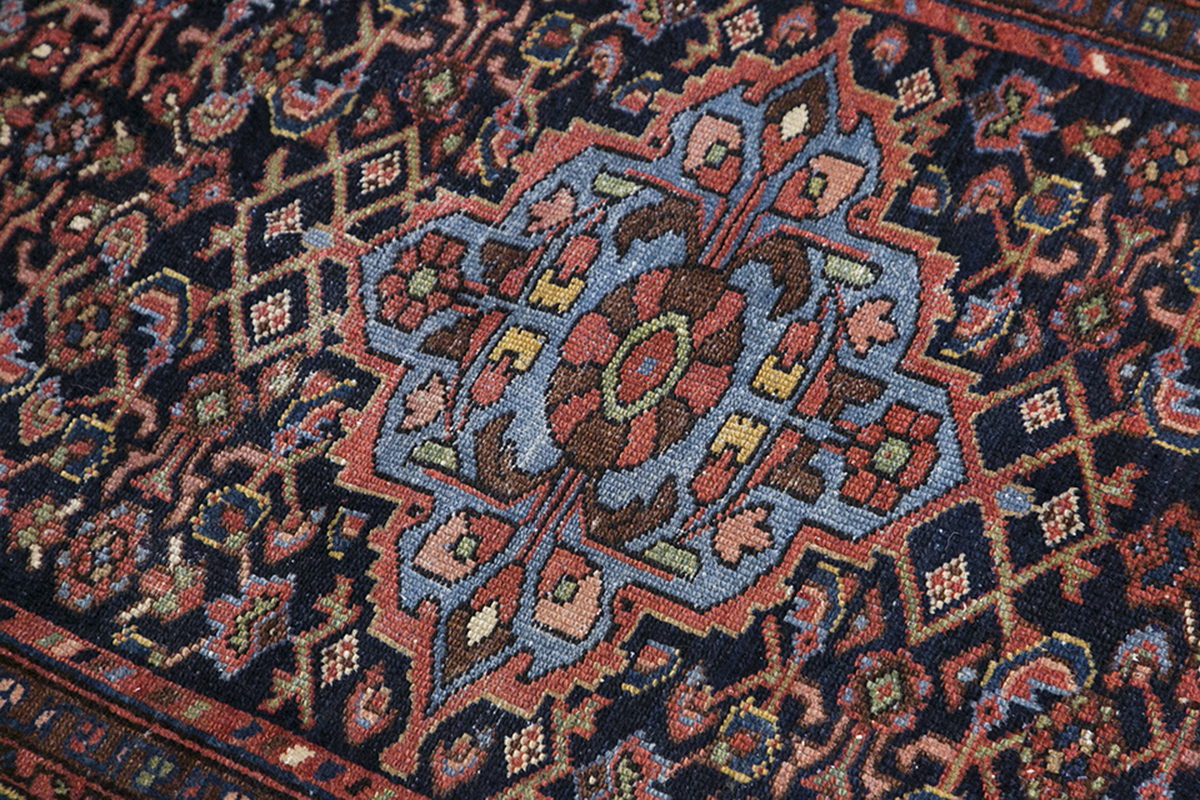 Vintage Rug 3'10" x 6'8" feet 117 x 204 cm