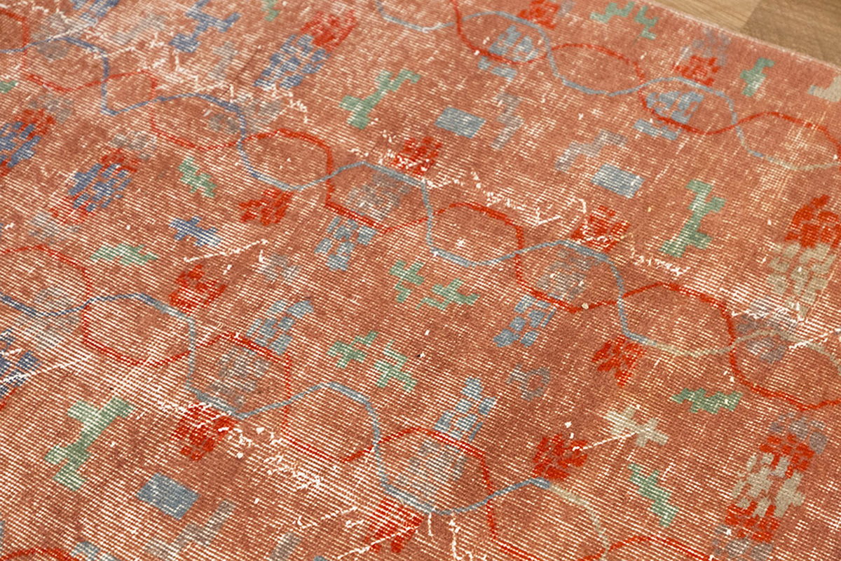 Vintage Rug 3'10" x 7'1" feet 117 x 216 cm
