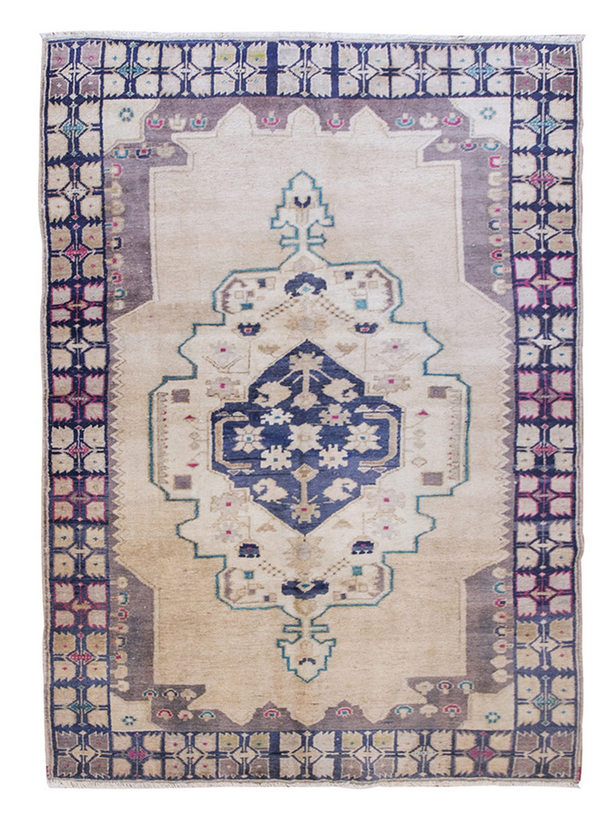 Vintage Rug 3'11" x 6' feet 120 x 182 cm