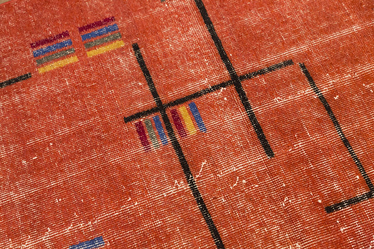 Vintage Rug 3'5" x 3'11" feet 103 x 120 cm