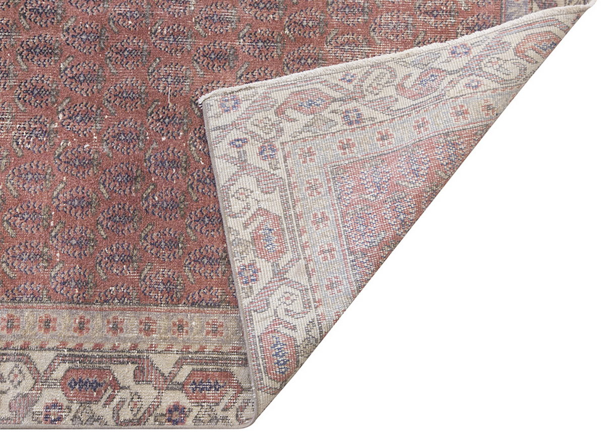 Vintage Rug 3'5" x 6'4" feet 104 x 192 cm