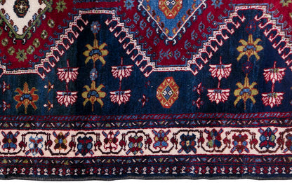 Vintage Rug 3'6" x 5'9" feet 106 x 175 cm