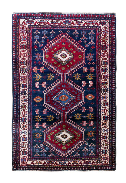 Vintage Rug 3'6" x 5'9" feet 106 x 175 cm