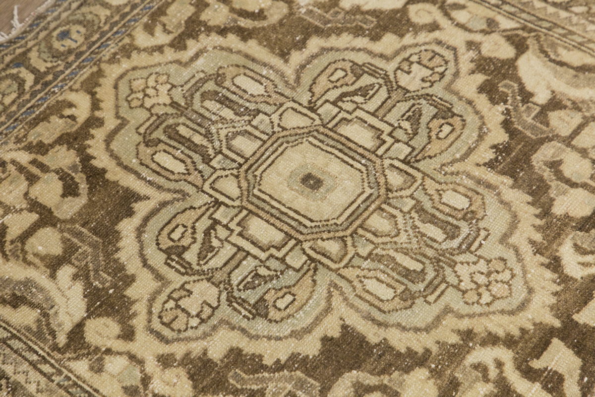 Vintage Rug 3'7" x 6'8" feet 110 x 203 cm