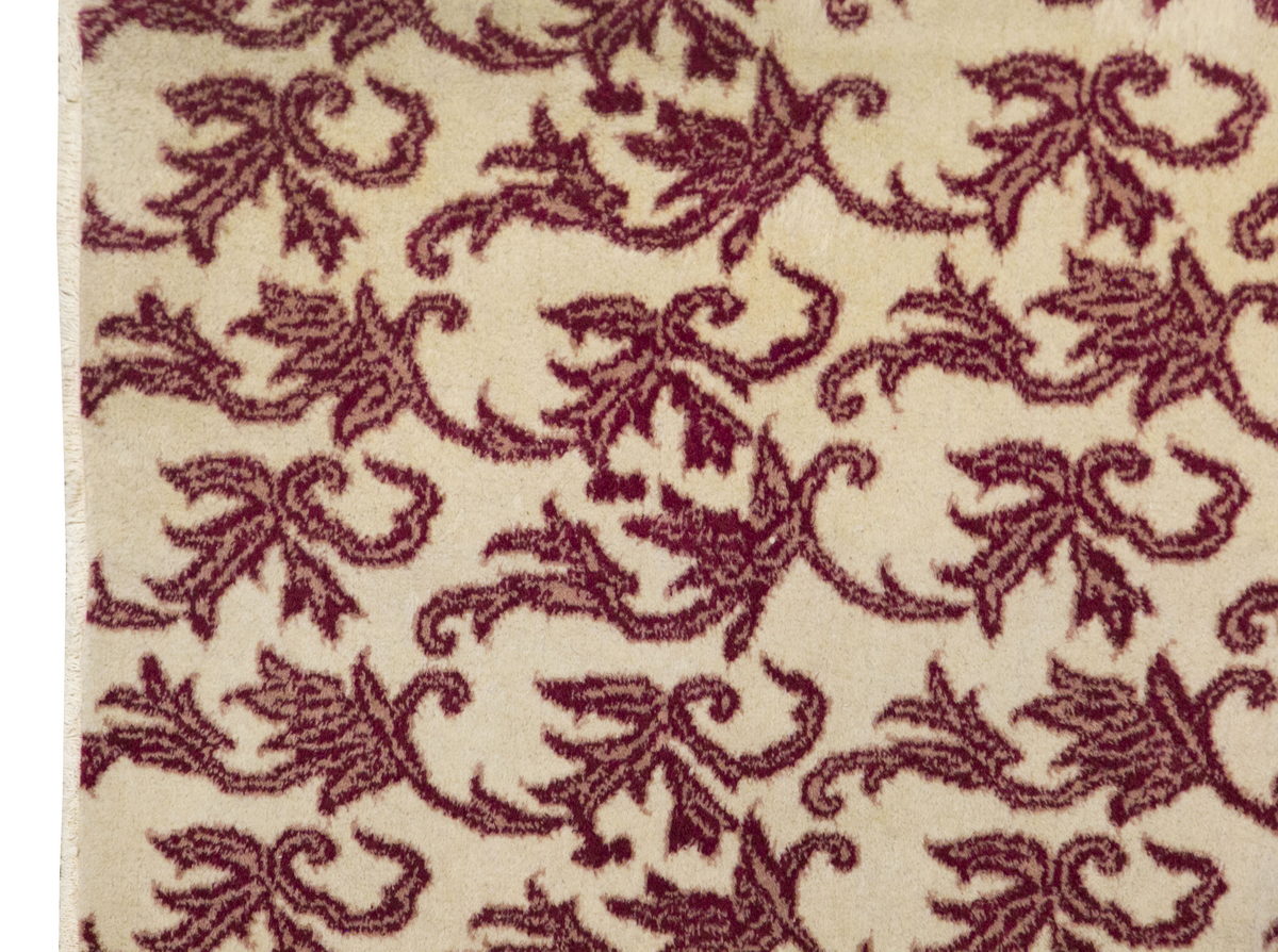 Vintage Rug 4" x 7" feet 118 x 213 cm