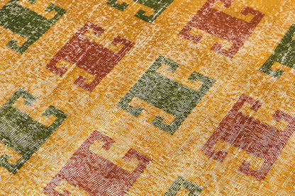 Vintage Rug 4' x 6'10" feet 122 x 209 cm