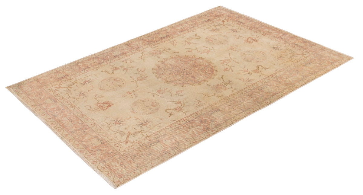 Vintage Rug 4' x 6'6" feet 121 x 200 cm