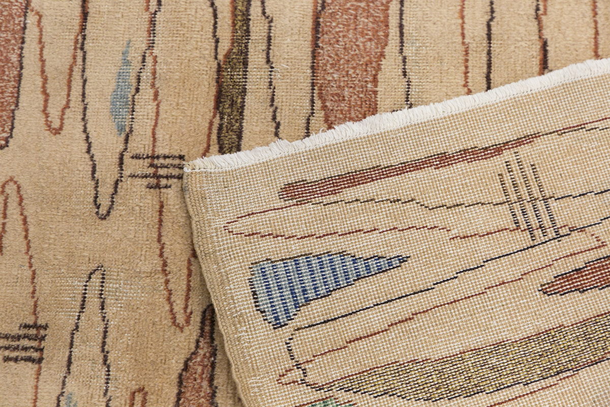 Vintage Rug 4'1" x 6'8" feet 124 x 202 cm