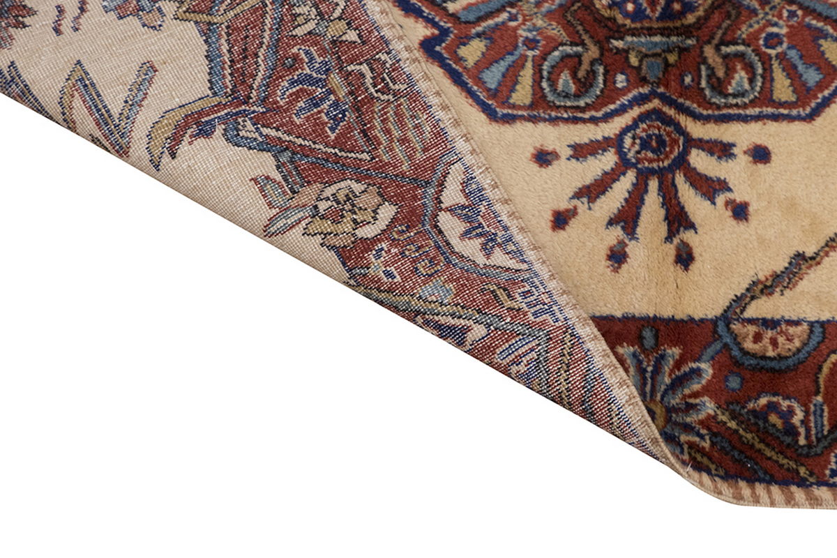 Vintage Rug 4'1" x 7'2" feet 125 x 218 cm