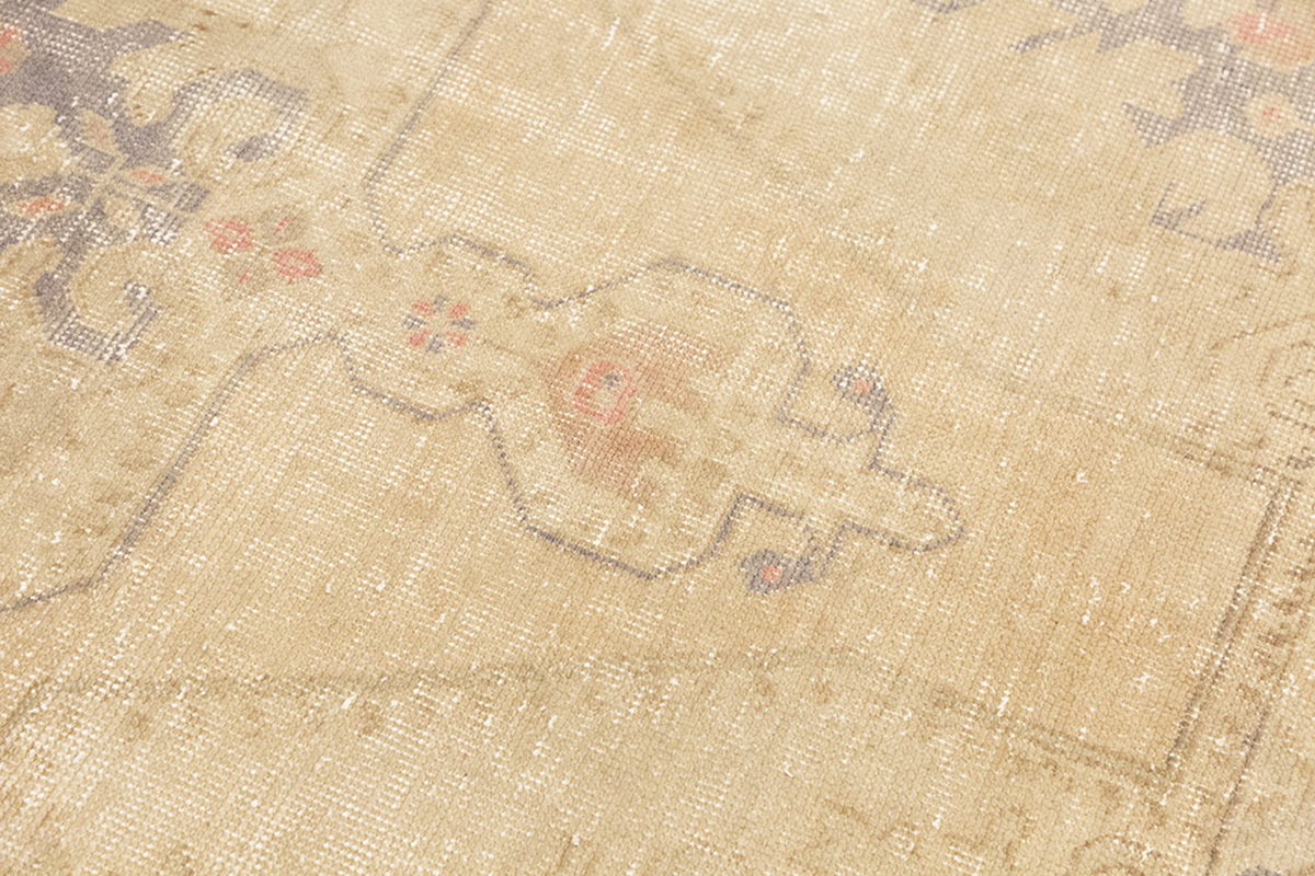 Vintage Rug 4'1" x 7'5" feet 125 x 226 cm