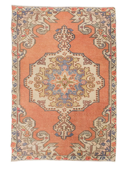 Vintage Rug 4'2" x 6'11 feet 128 x 212 cm