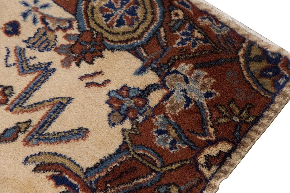 Vintage Rug 4'2" x 7 feet 126 x 214 cm