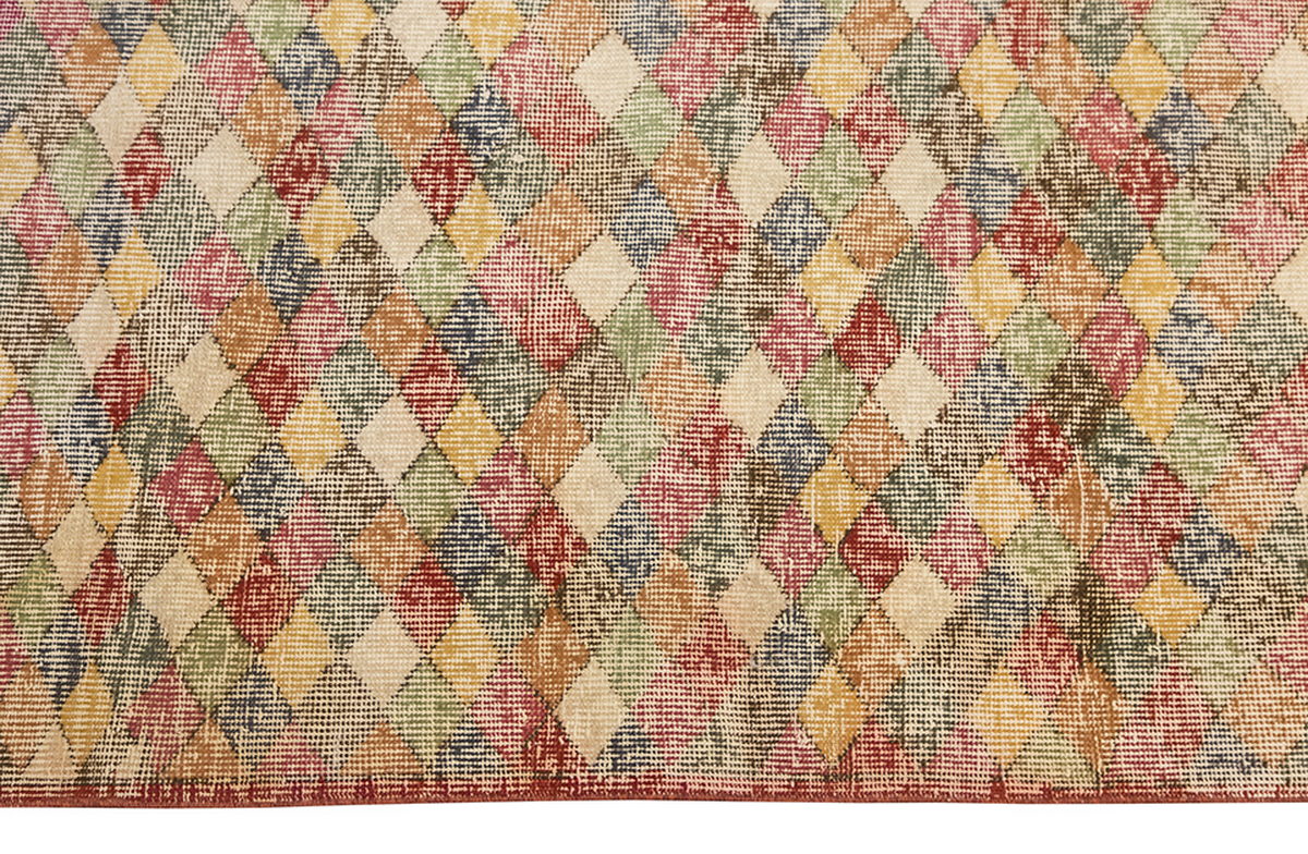 Vintage Rug 4'4" x 7'1" feet 132 x 215 cm