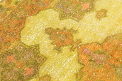 Vintage Rug 4'6" x 7' feet 138 x 214 cm