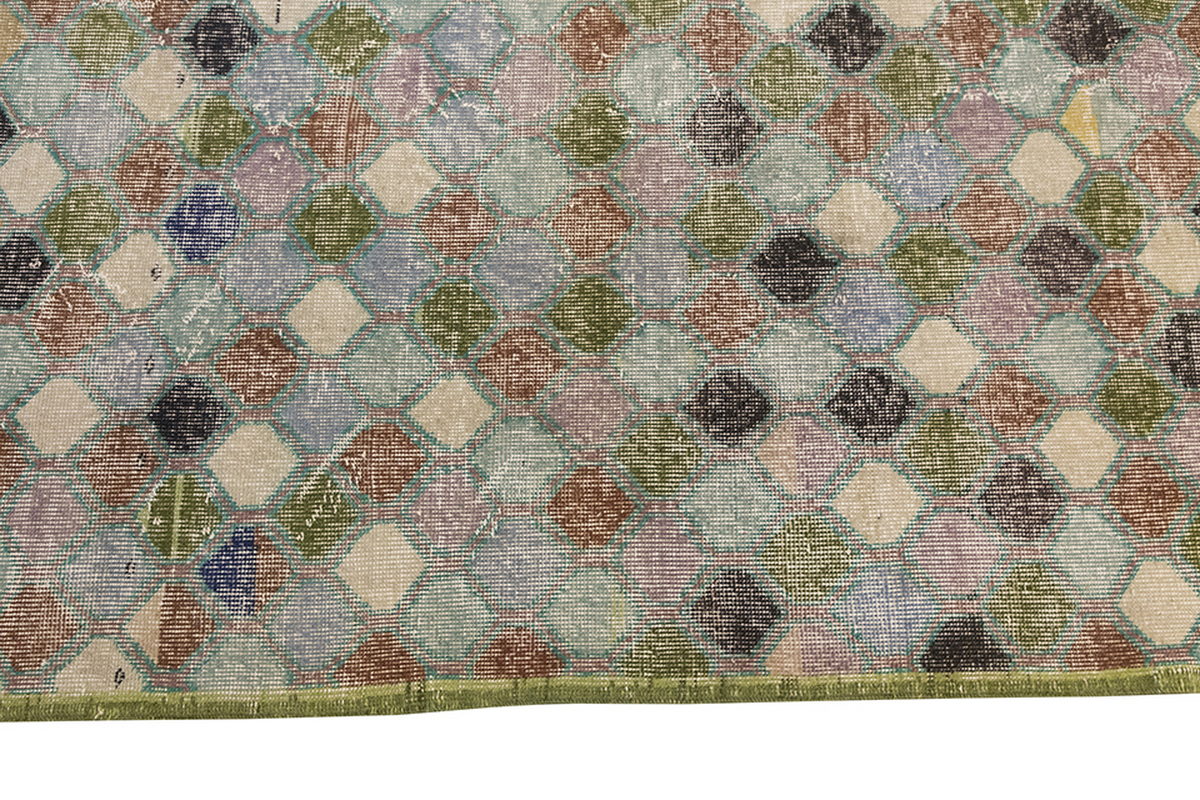 Vintage Rug 4'7" x 7'7" feet 140 x 230 cm