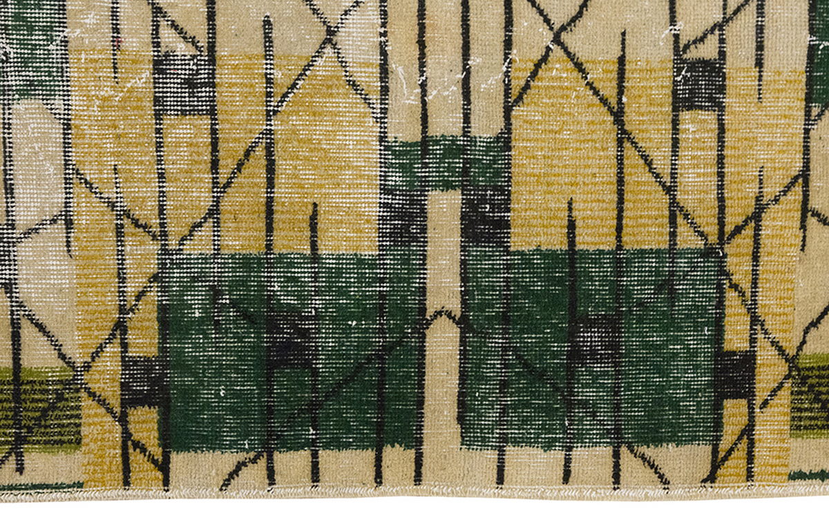 Vintage Rug 4 x 6'6" feet 123 x 198 cm