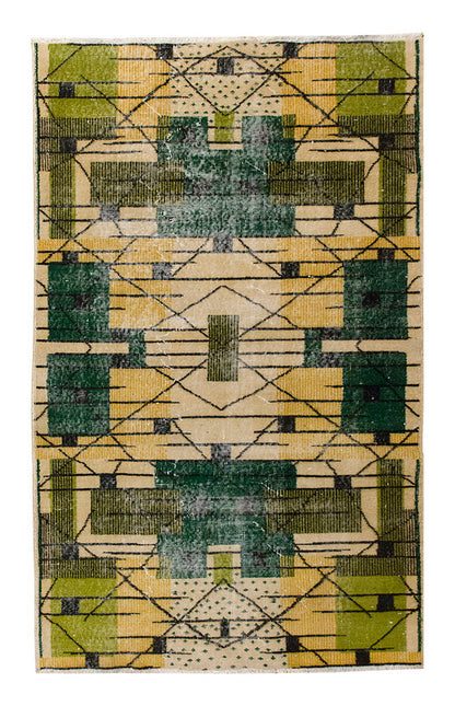 Vintage Rug 4 x 6'6" feet 123 x 198 cm