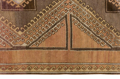 Vintage Rug 5'1" x 8'8" feet 156 x 265 cm