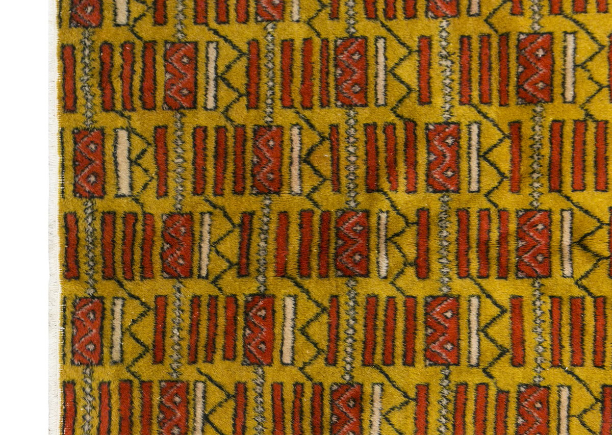 Vintage Rug 5'2" x 9" feet 157 x 272 cm