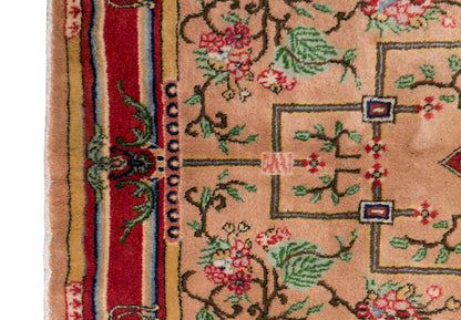 Vintage Rug 5'5" x 8'6" feet 165 x 260 cm