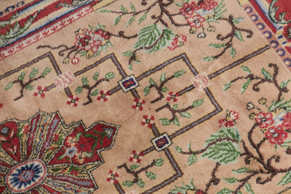Vintage Rug 5'5" x 8'6" feet 165 x 260 cm