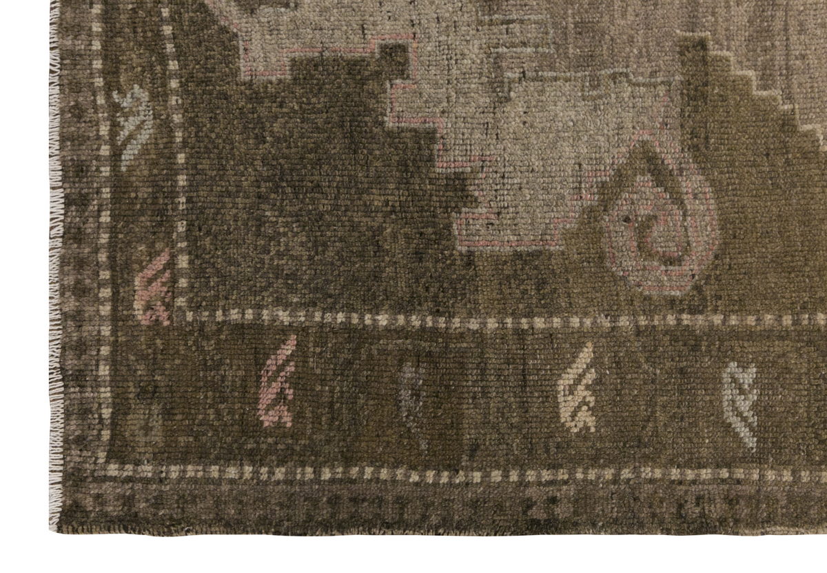 Vintage Rug 6" x 11'3" feet 184 x 342 cm