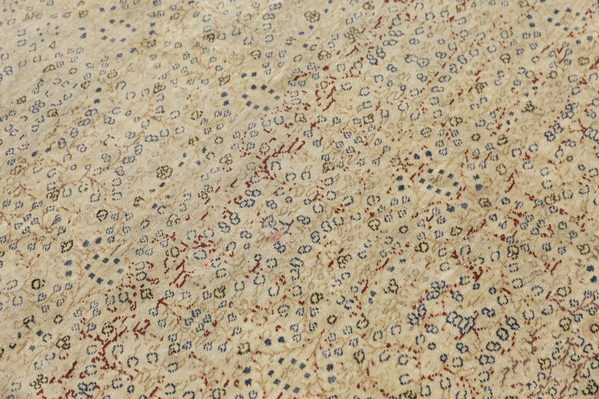 Vintage Rug 6" x 9" feet 184 x 272 cm