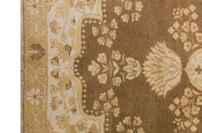 Vintage Rug 6'1" x 9" feet 186 x 270 cm