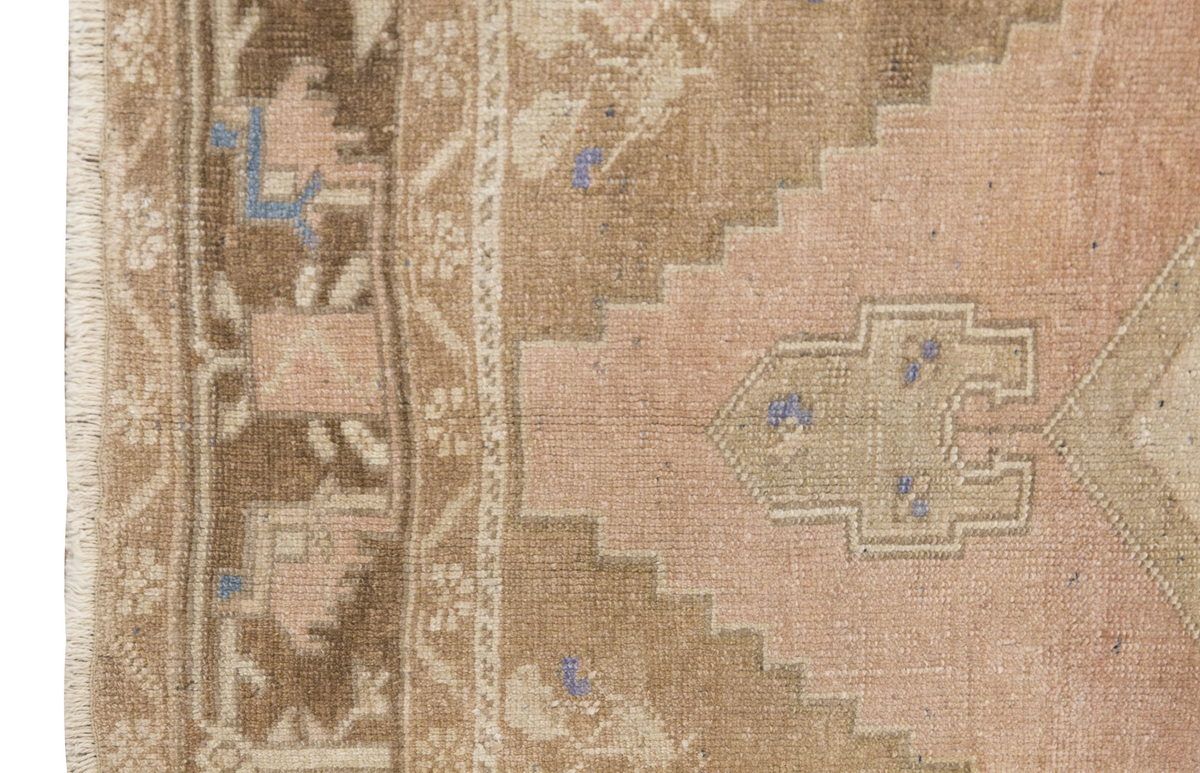 Vintage Rug,Turkish Rug,  5 x 9 feet / 153 x 272 cm