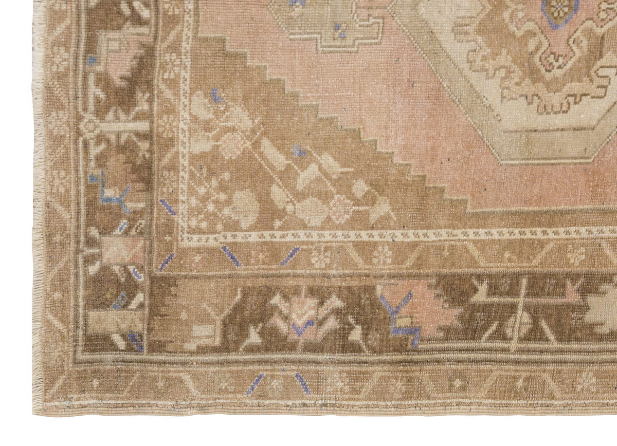 Vintage Rug,Turkish Rug,  5 x 9 feet / 153 x 272 cm