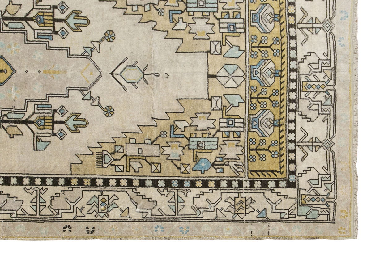 Vintage Rug,Turkish Rug, 4 x 8'7 feet / 124 x 262 cm